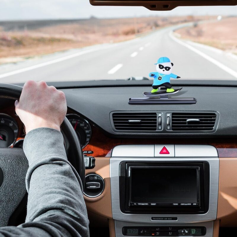 Skateboard Sliding Panda Skateboard Sliding Panda